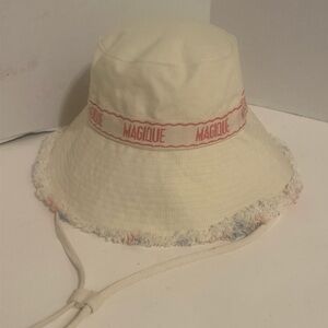HOTEL MAGIQUE Anthropologie LOVE Apple HEARTS Bucket Hat Adjustable Sold out